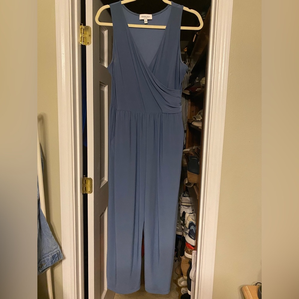 Gilli Blue Sleeveless Jumpsuit